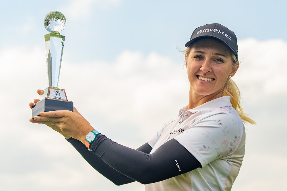 Lewthwaite claims Invitational win on her return home