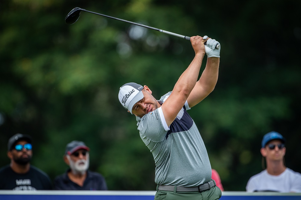Van Tonder eyes up the lead after round 3 in Joburg Open