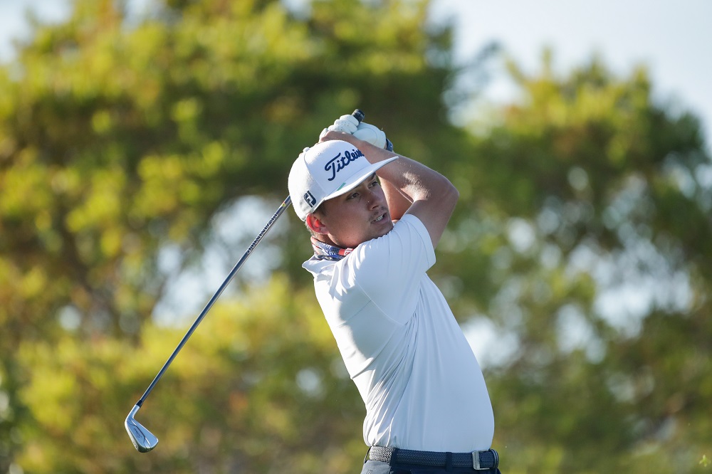 Brilliant 62 by Albertse grabs Bushveld Tour lead at Reading