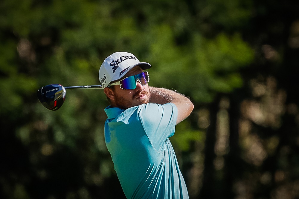 Scheepers fires 67 to lead 1st round at Woodhill