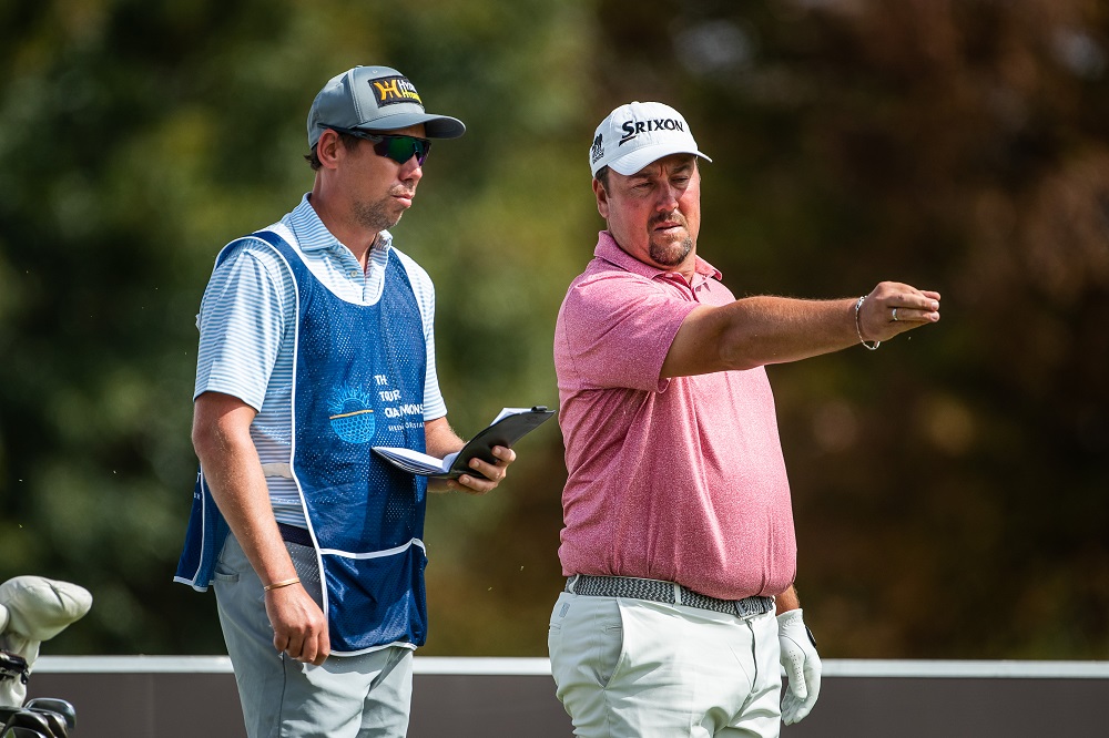 Ahlers moves 3 clear at Serengeti in Tour Championship