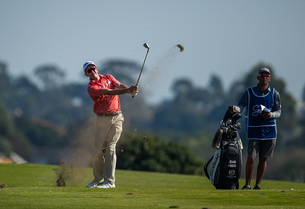 WHAT’S IN THE BAG: CJ du Plessis 2023 SunBet Challenge–Wild Coast