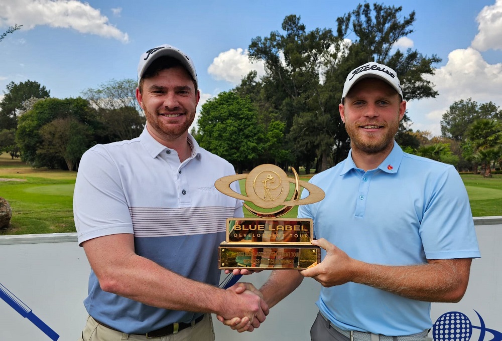 Deyzel dazzles to victory at Services