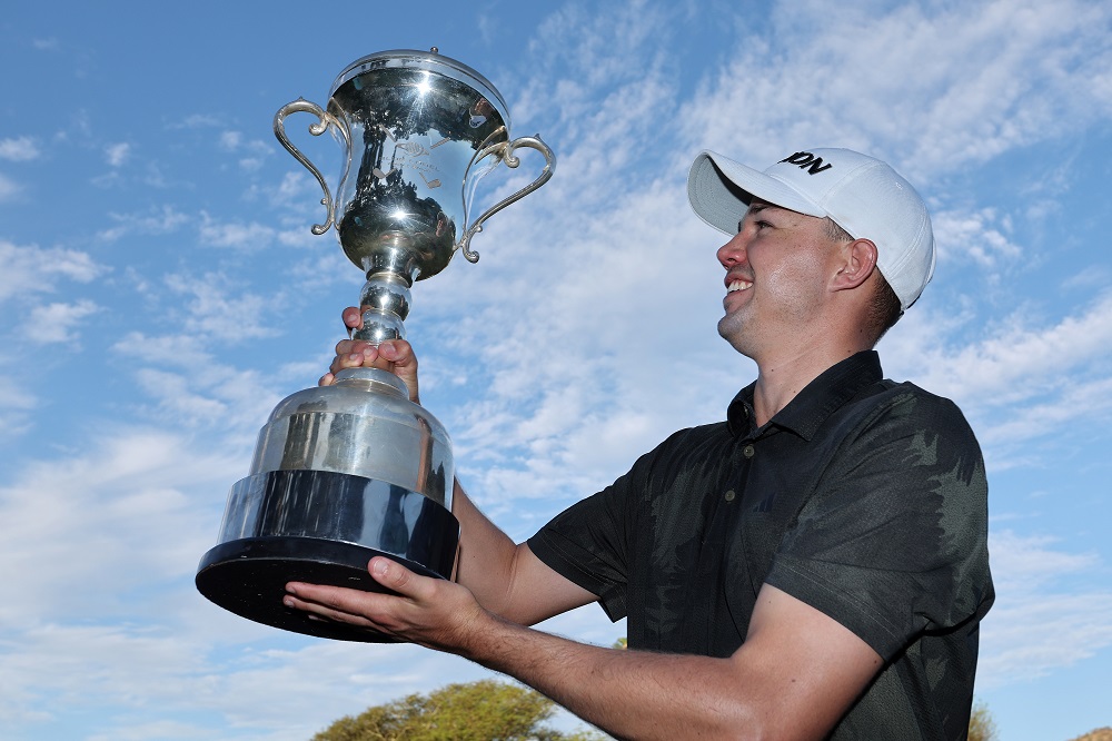 Filippi gets 1st individual title with Blue Label Challenge win