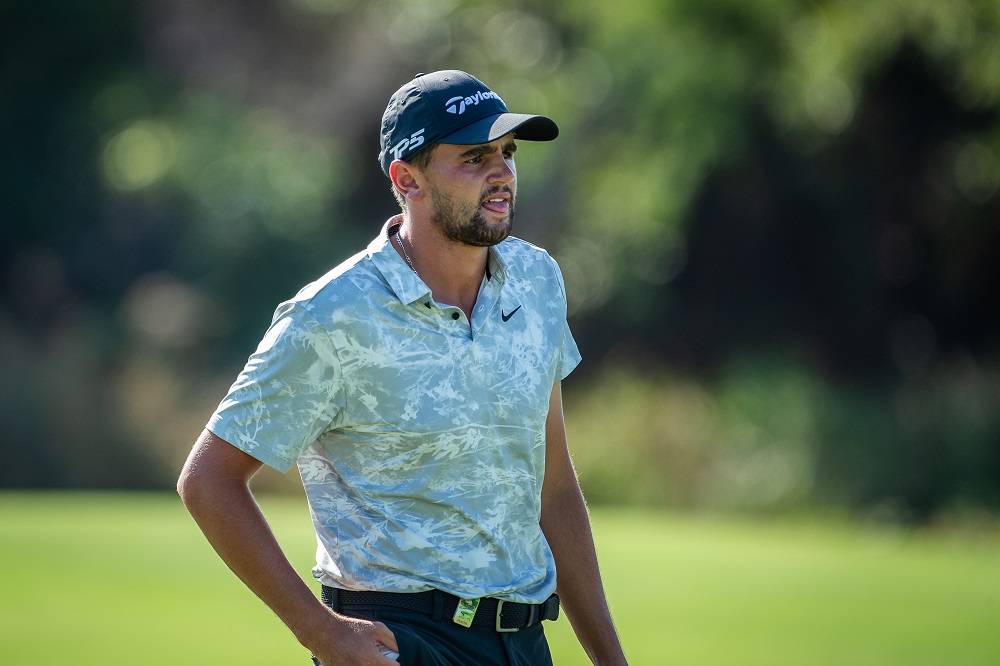 Jarvis leads into weekend at Leopard Creek