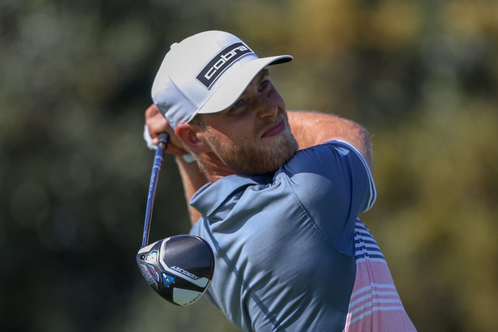 Svensson leads into weekend of Investec SA Open