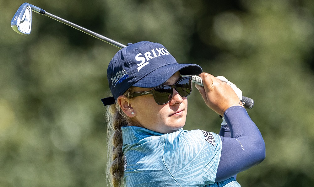 Van der Westhuizen soars into Joburg Ladies Open lead with birdie blitz