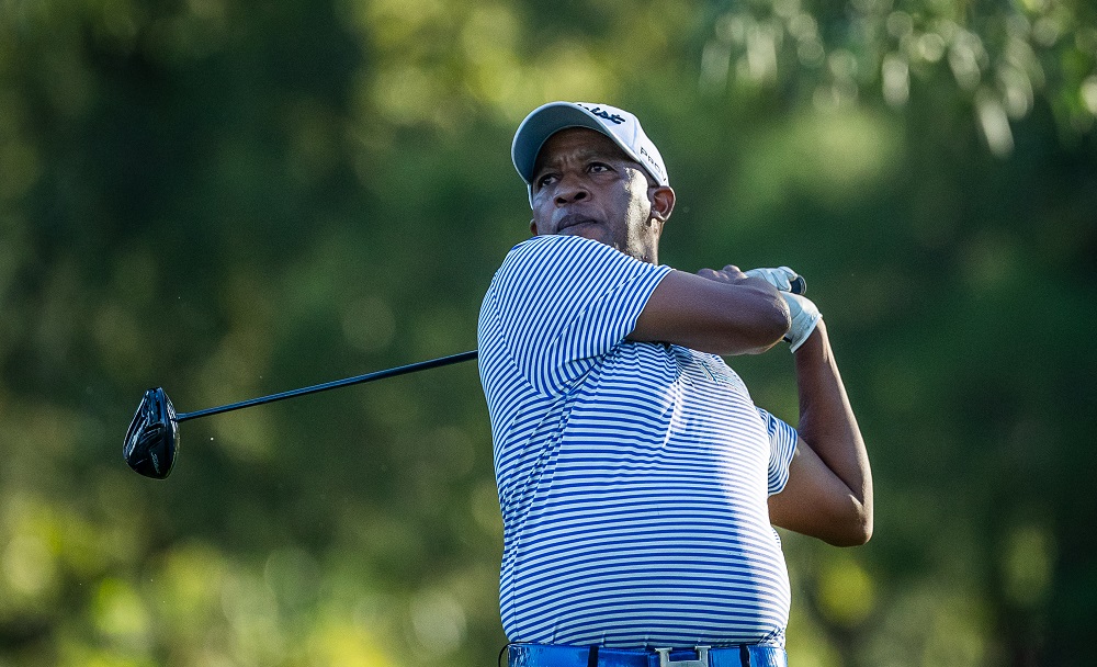 Veteran Simon in 3-way lead in Altron Vusi Ngubeni