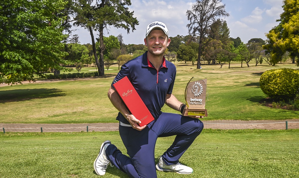 Van der Merwe seals dramatic maiden Big Easy victory in Krugersdorp