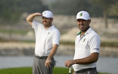 Schwartzel gets into contention with 65 in windy conditions in Qatar