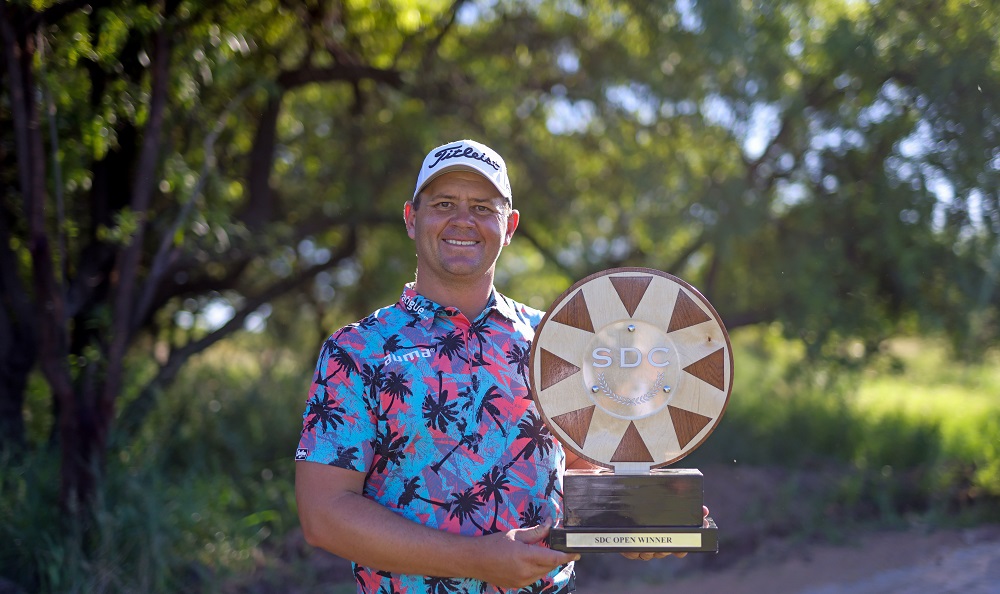 Van Tonder claims dramatic play-off win in SDC Open