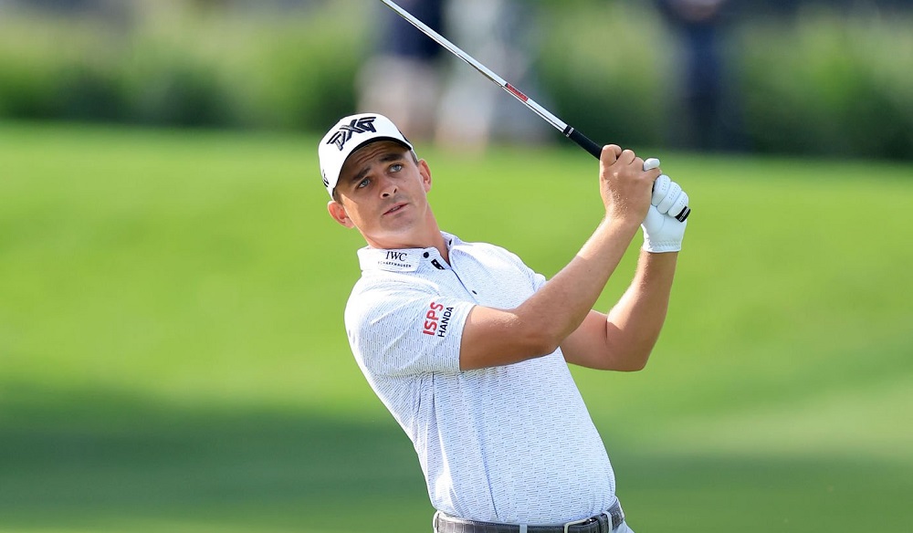 Late bogey for Bezuidenhout as he lies 47th in Players Championship at 1-under