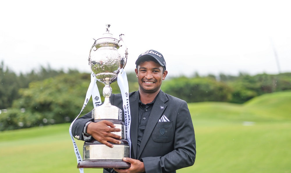 Naidoo holds Papwa torch while winning Investec South African Open