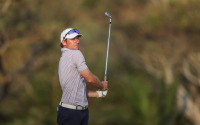 De Villiers shares SunBet Challenge lead on 63 at windy Wild Coast