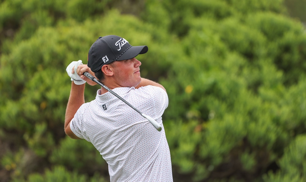 Simpson takes his chance to lead Fitch & Leedes PGA Championship