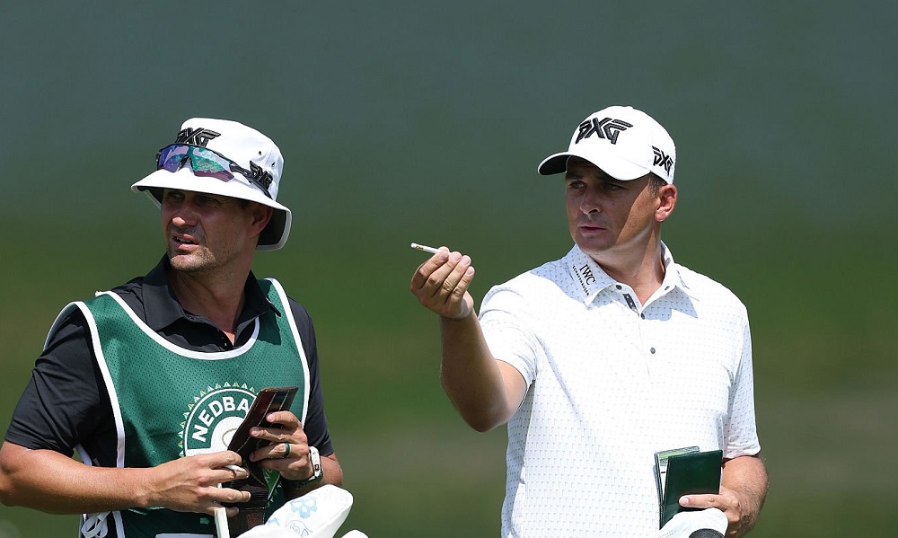 Bezuidenhout goes low to get into Nedbank Golf Challenge contention