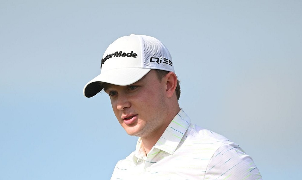 ‘Proper’ round in Mauritius has Schaper in the mix for back-to-back wins