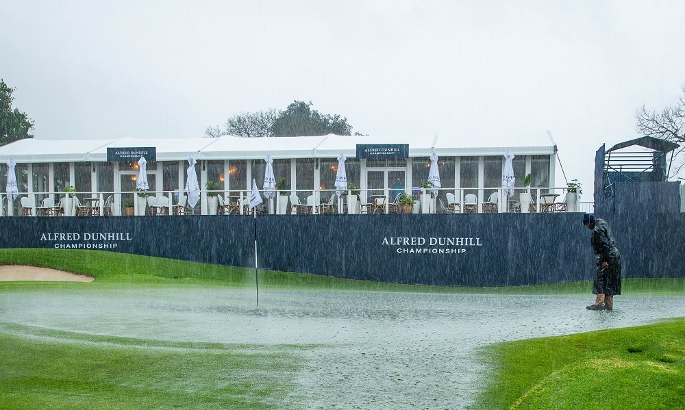 Weather adds to challenge at Royal Johannesburg