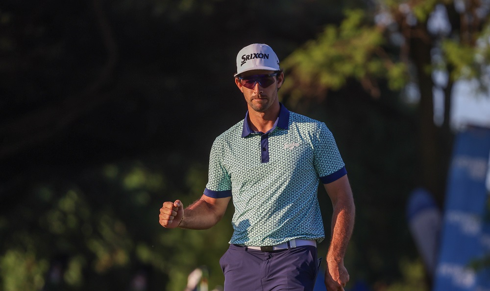 Van der Merwe goes low in Harare, eyes maiden pro title