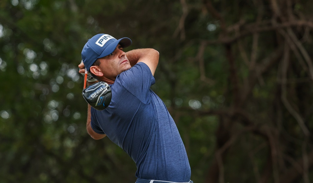 Chile’s Gana leads with 1st-round 65 in FBC Zim Open